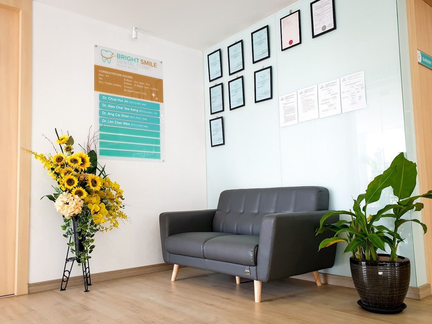 Photo 5 for Klinik Pergigian Bright Smile Times Square