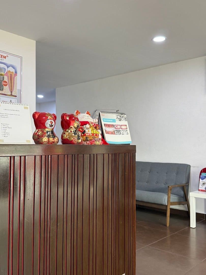 Photo 2 for L Dental Clinic
