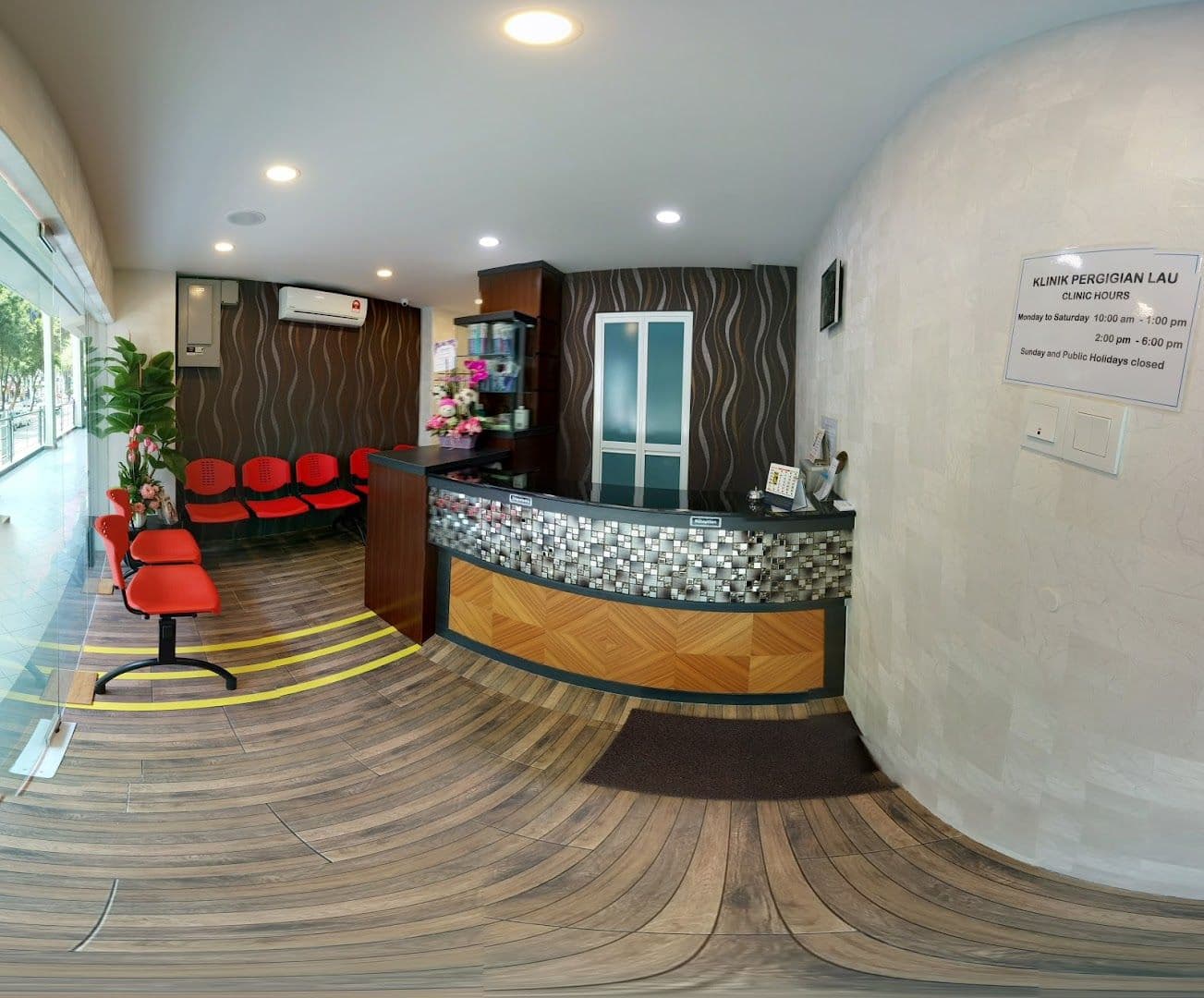 Photo 2 for Lau Dental Surgery (Klinik Pergigian Lau)