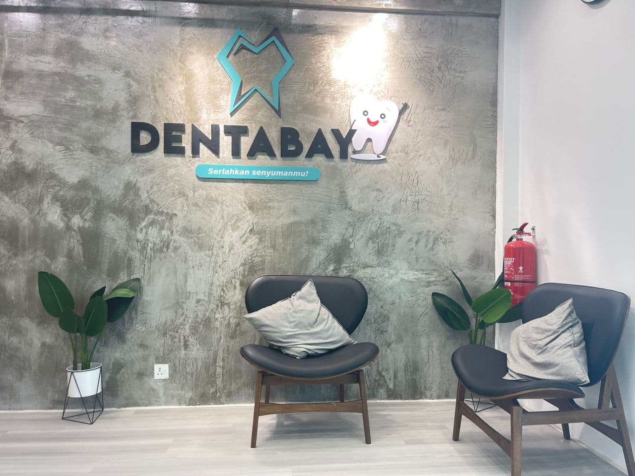 Photo 2 for Klinik Pergigian Dentabay Georgetown