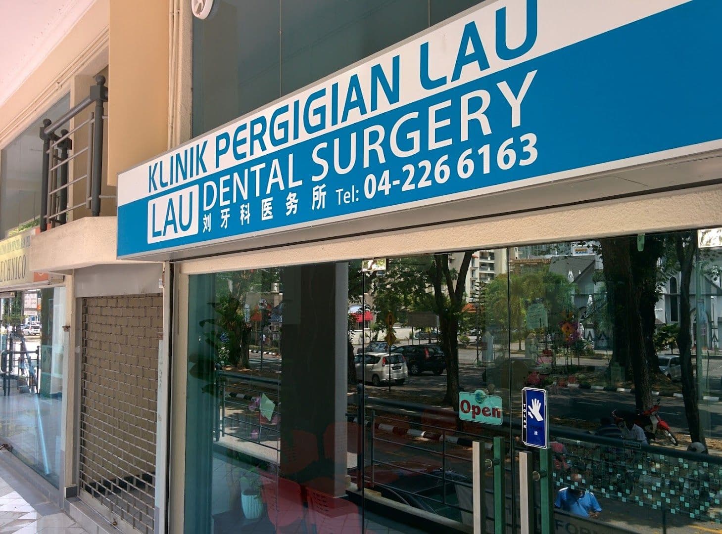 Photo 5 for Lau Dental Surgery (Klinik Pergigian Lau)