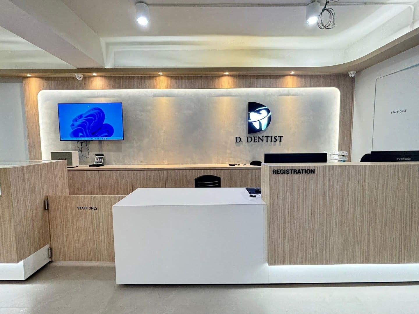 Photo 3 for D Dentist Dental Clinic (Tabuan Jaya)