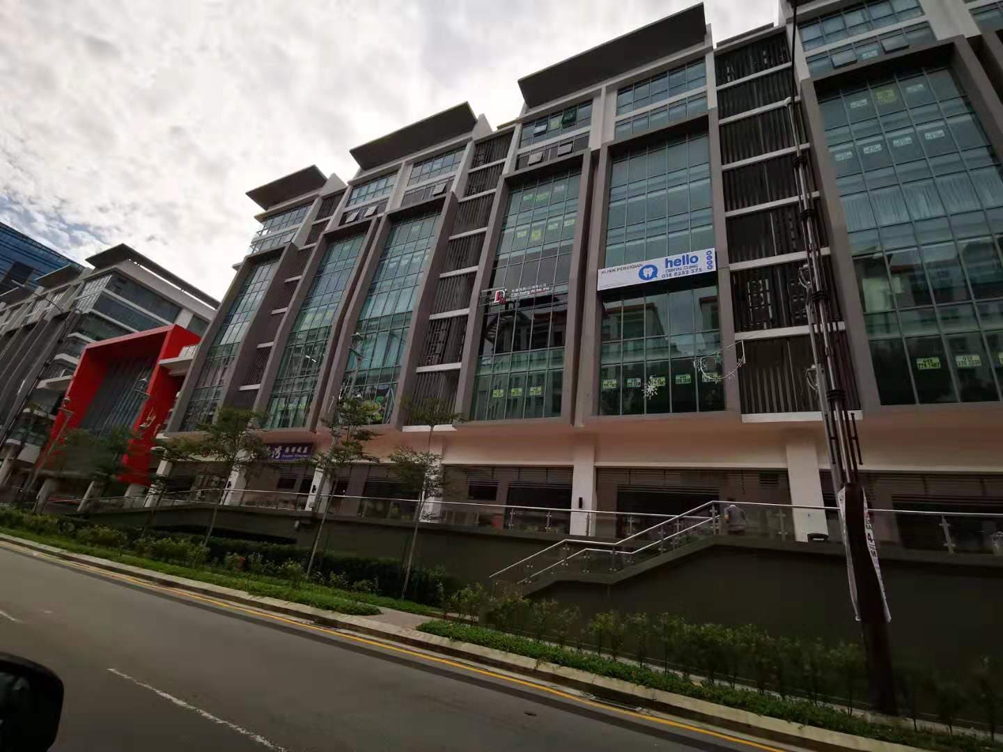 Hello Dental Clinic (Sunway Velocity)