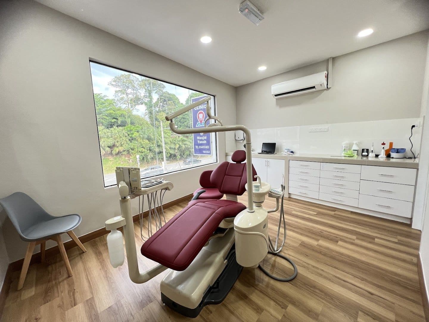 Klinik Pergigian Dental Place @ Masjid Tanah