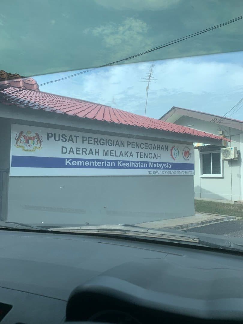 Ayer Molek Dental Clinic