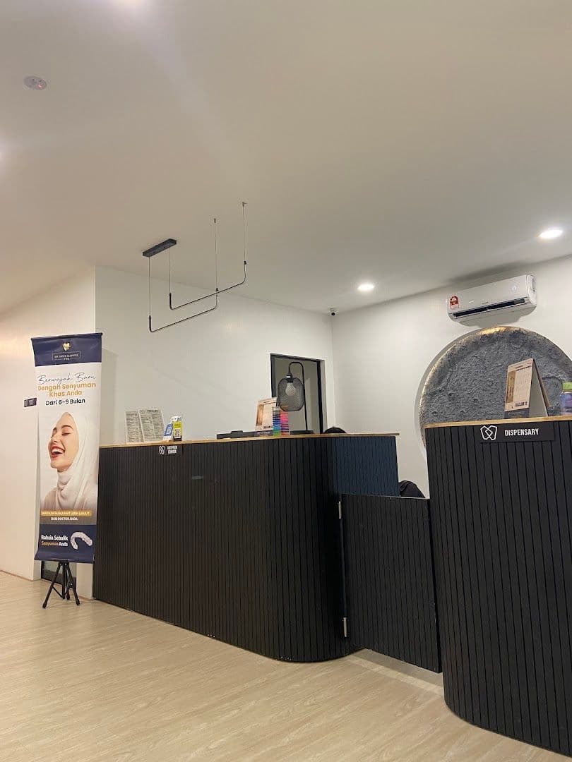 Main photo for Klinik Pergigian Dental District Cyberjaya