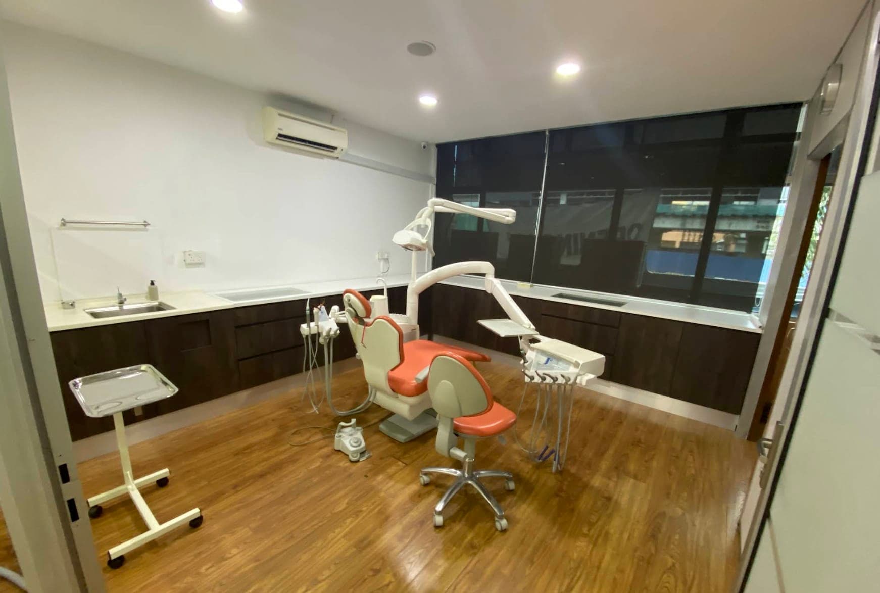 Photo 6 for Tooth Works Dental Clinic Bandar Botanic (Braces, Implants & Invisalign)