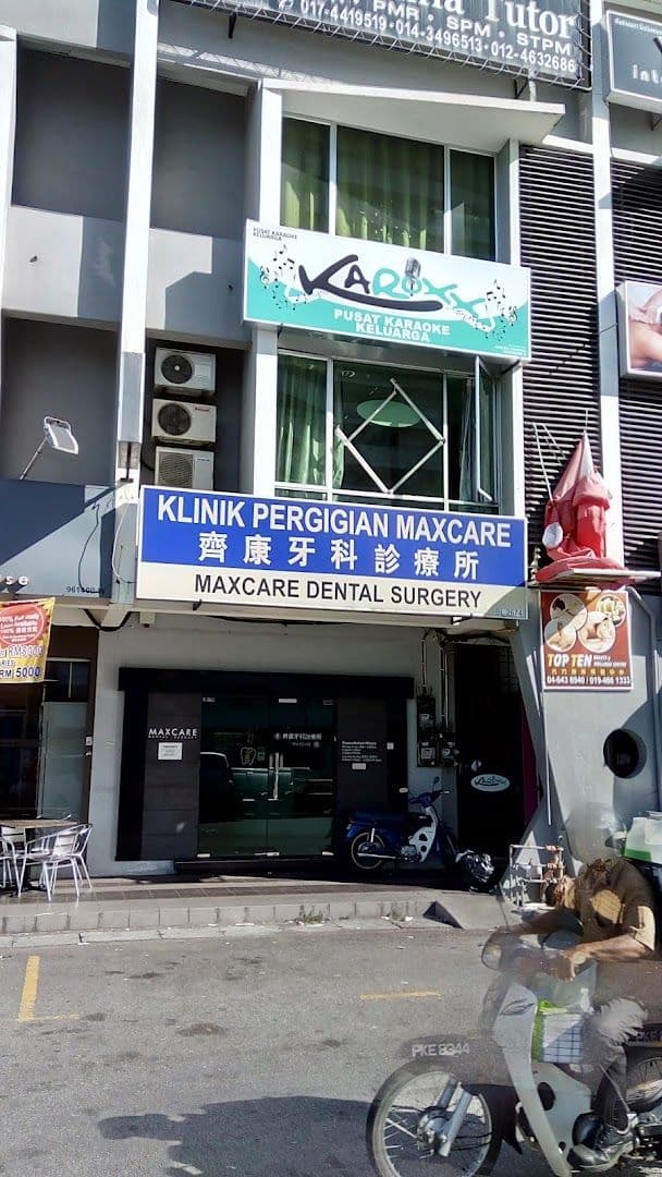 Photo 3 for Maxcare Dental Surgery (Relau)