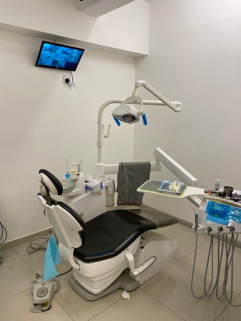 Photo 3 for KL Dental Connaught