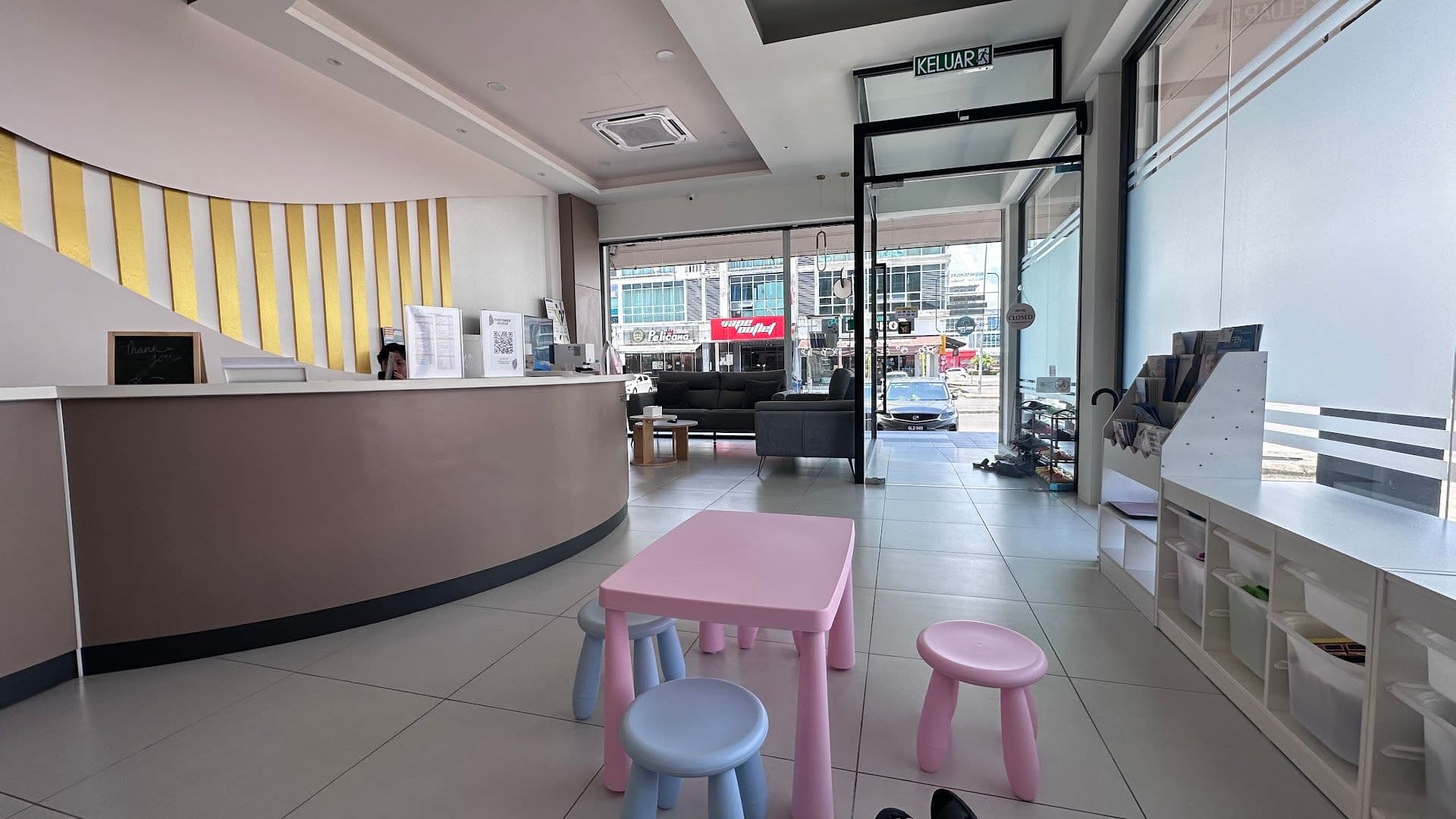 Main photo for Klinik Pergigian Metrocity