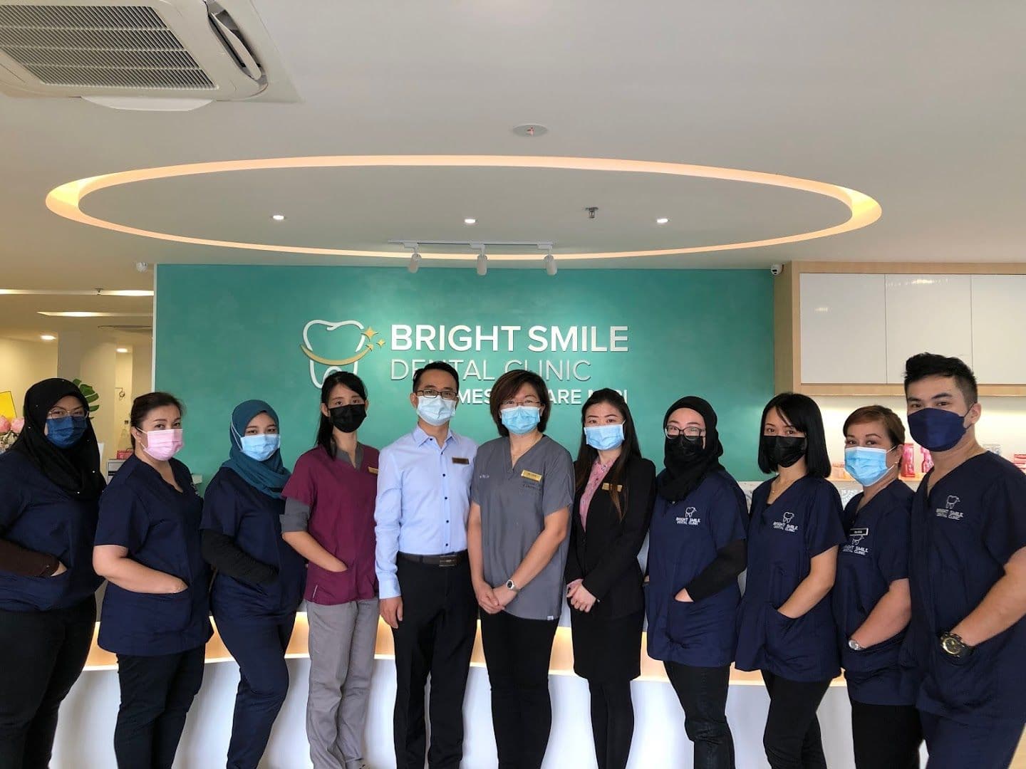 Photo 2 for Klinik Pergigian Bright Smile Times Square