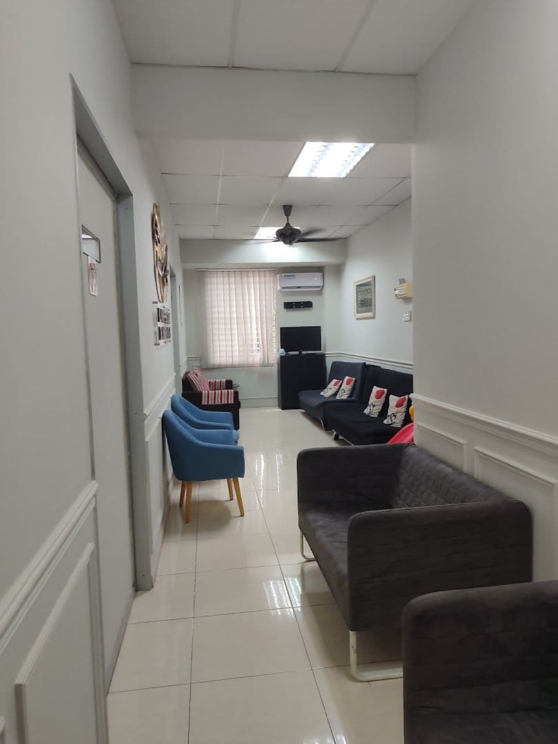 Klinik Pergigian Dr Nur Amirah