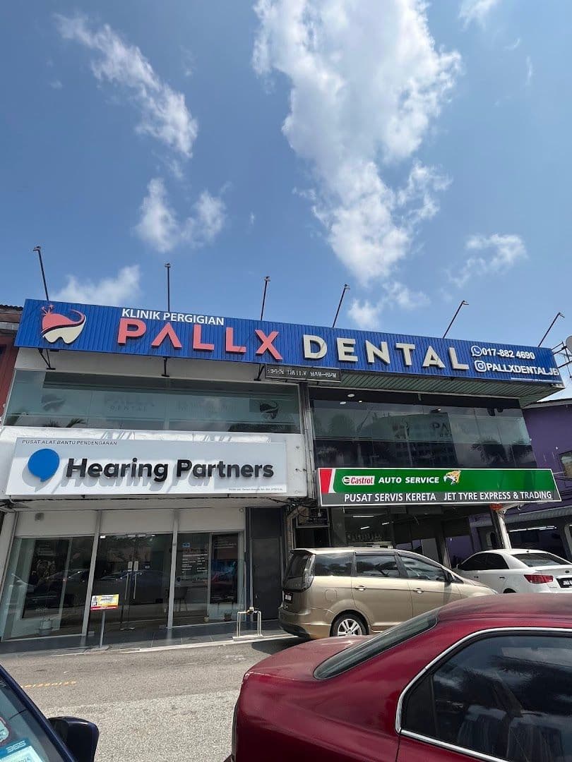 Pallx Dental Clinic - Platinum Elite Invisalign Provider