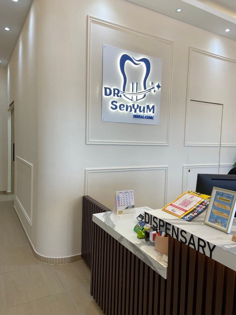 Dr Senyum Dental Clinic