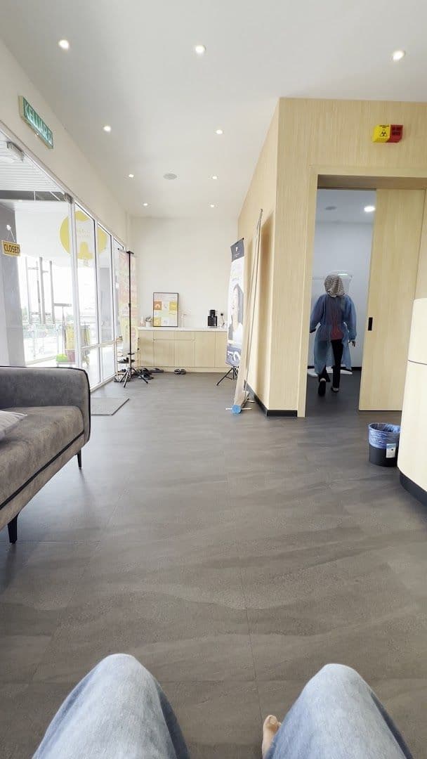 SmileCove Dental Clinic (Pauh Jaya)