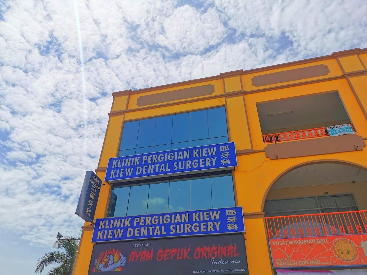 Kiew Dental Surgery
